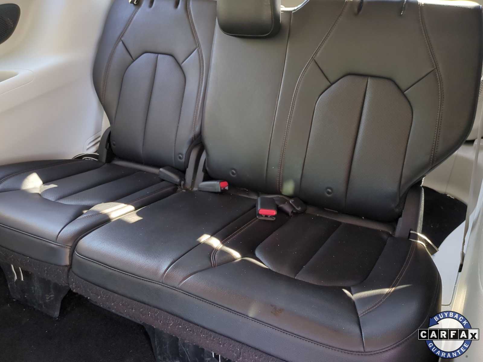 Thumbnail: 2019 Chrysler Pacifica - 20