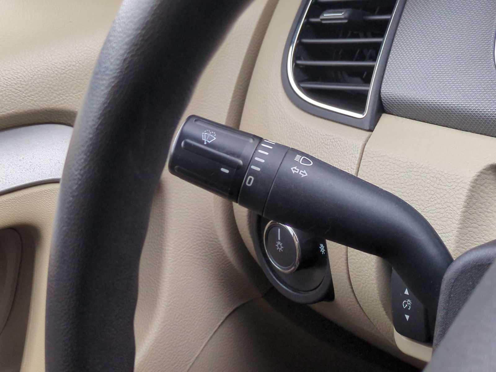 Thumbnail: 2017 Ford Taurus - 25