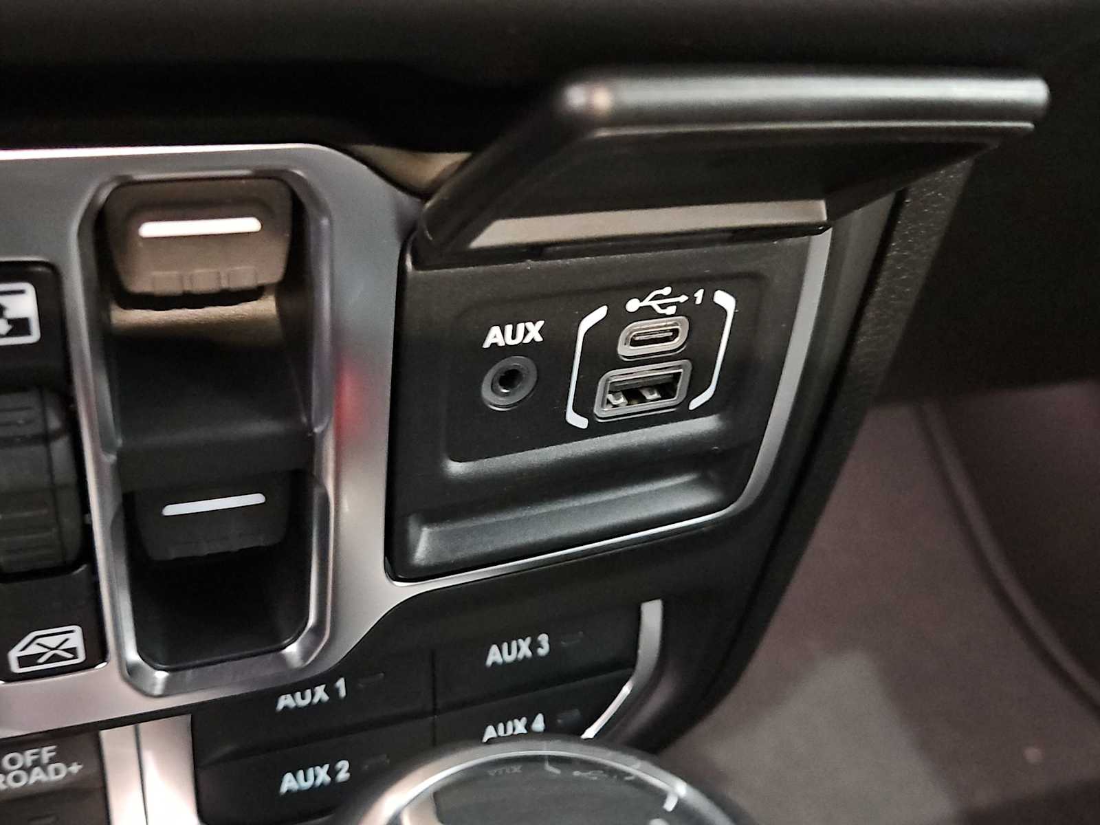 Thumbnail: 2026 Jeep Wrangler - 27