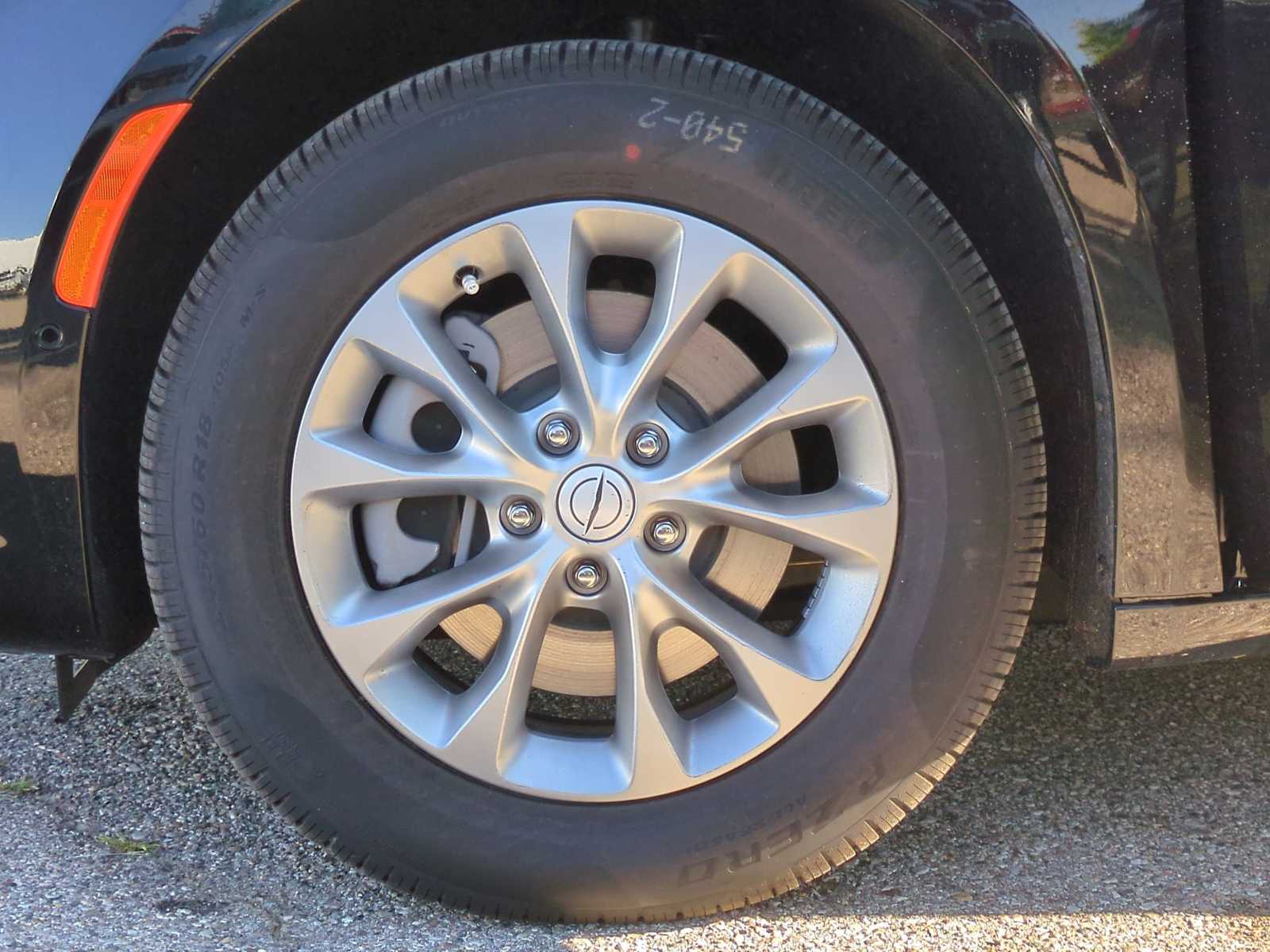 Thumbnail: 2026 Chrysler Pacifica - 14