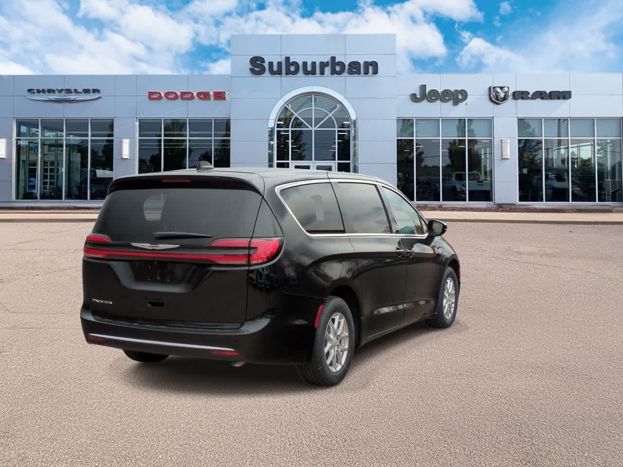 Thumbnail: 2026 Chrysler Pacifica - 8