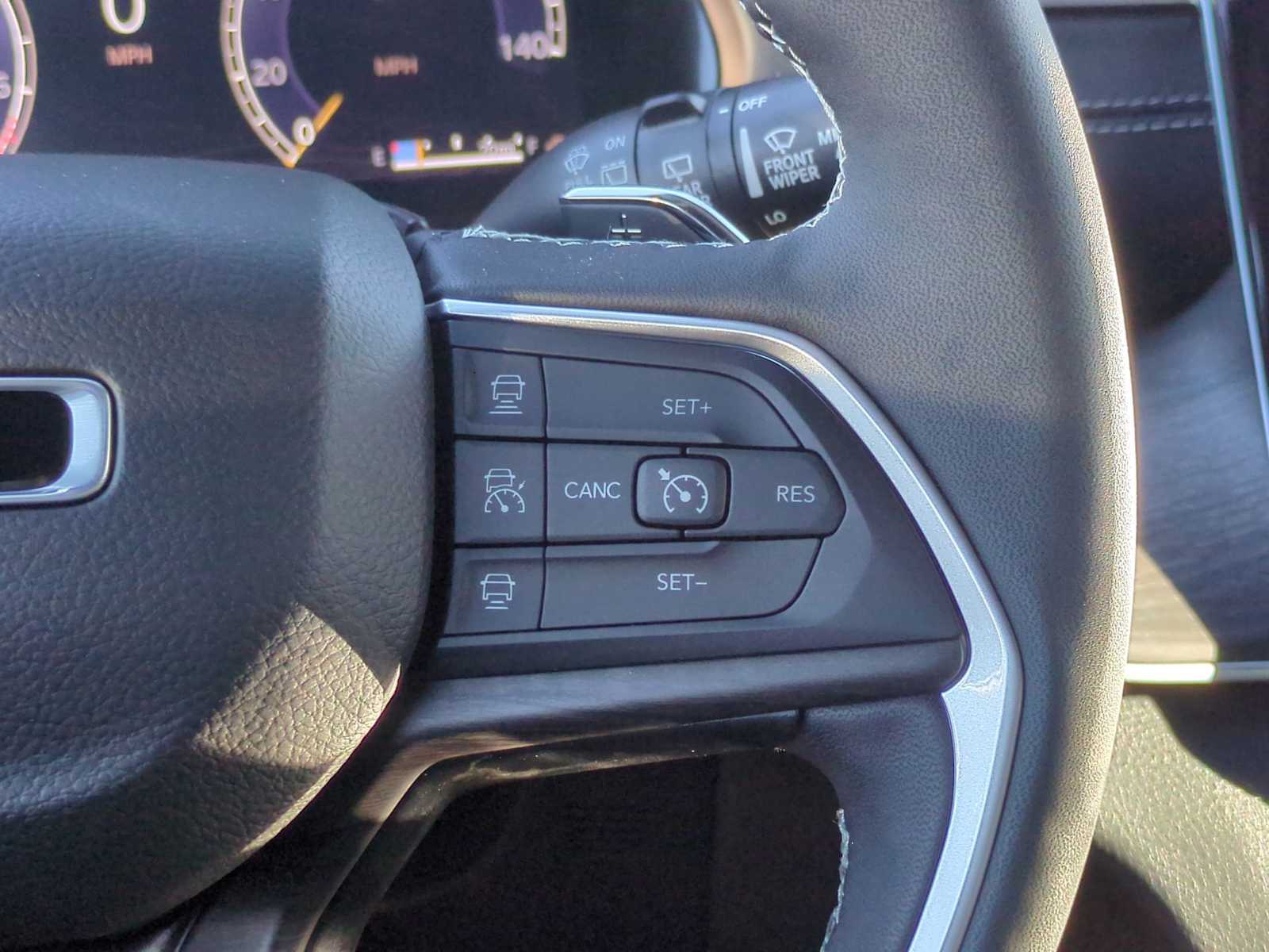 Thumbnail: 2025 Jeep Grand Cherokee - 24