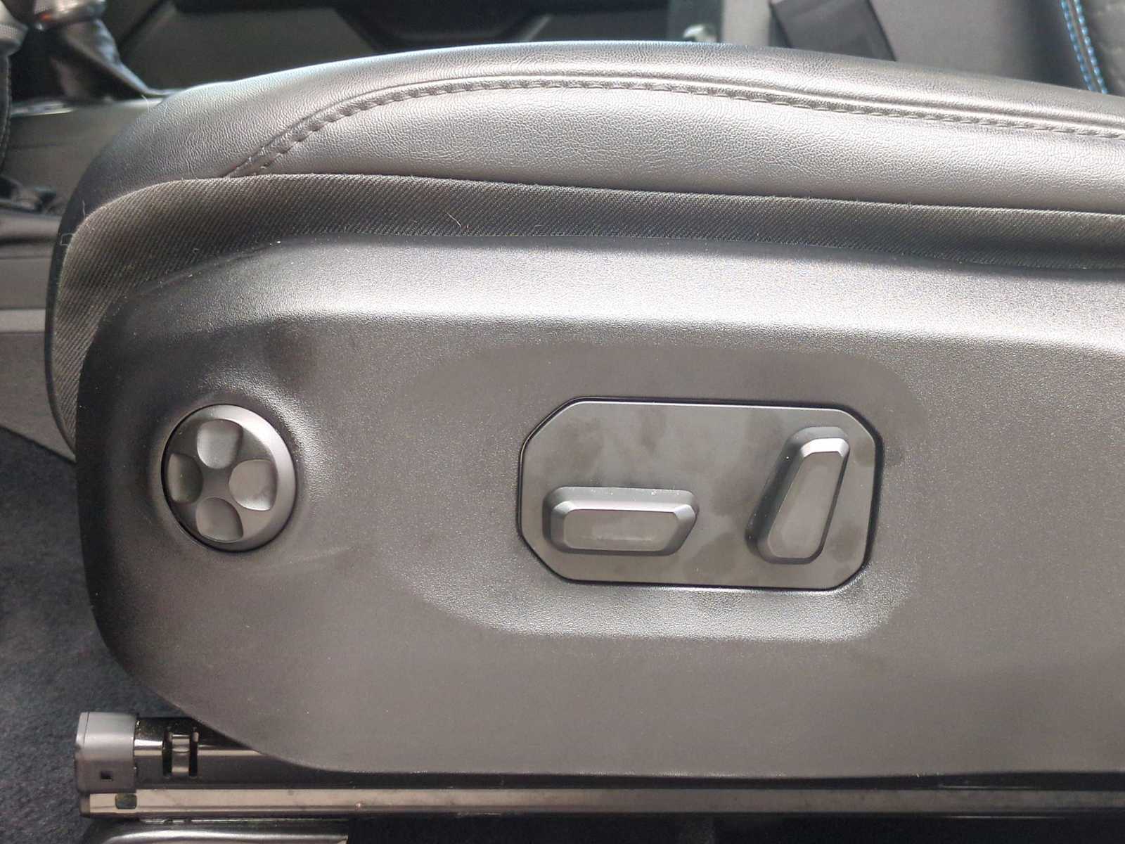 Thumbnail: 2024 Jeep Wrangler - 17