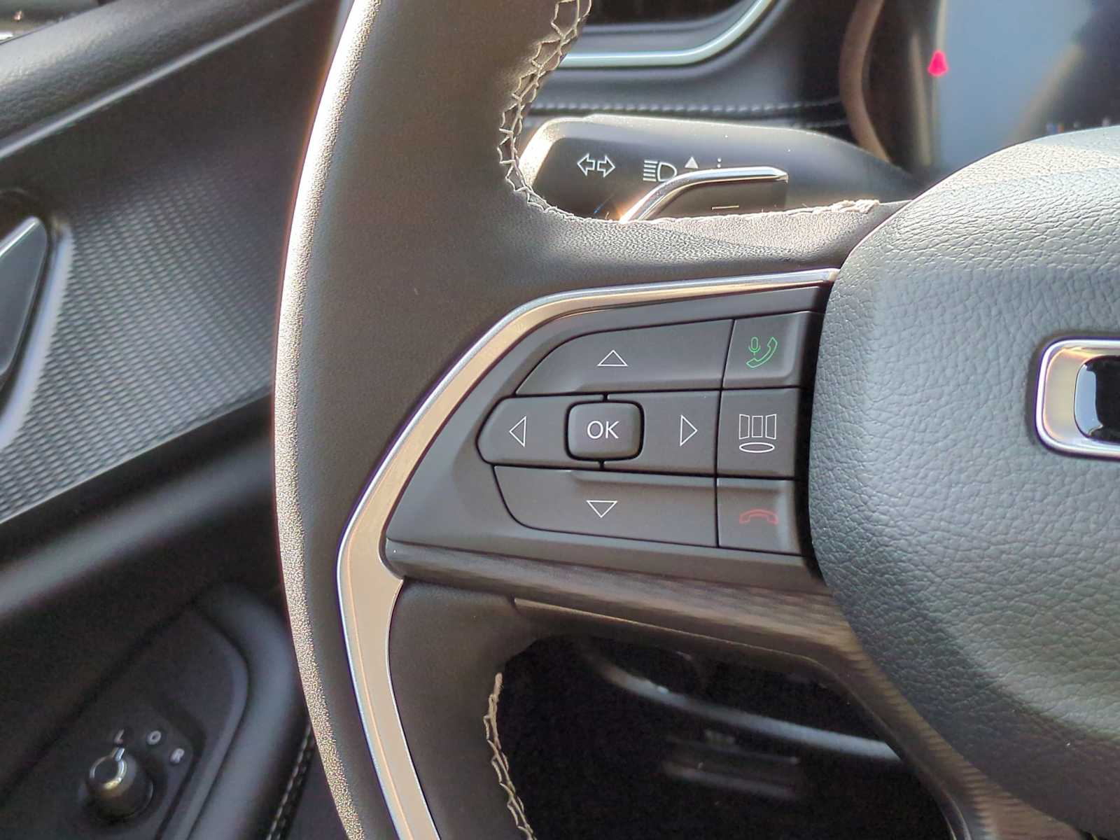 Thumbnail: 2025 Jeep Grand Cherokee - 23