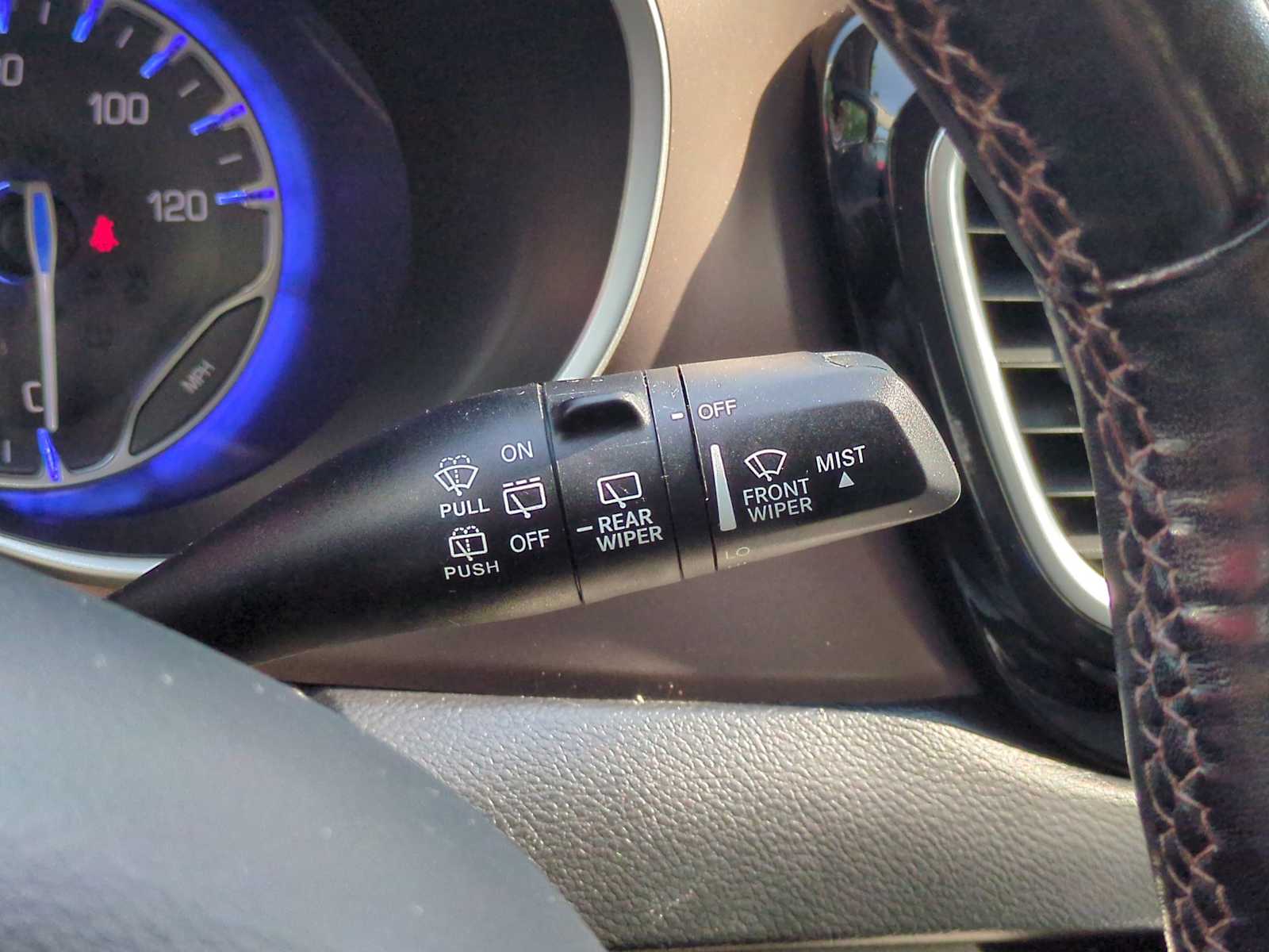 Thumbnail: 2019 Chrysler Pacifica - 26