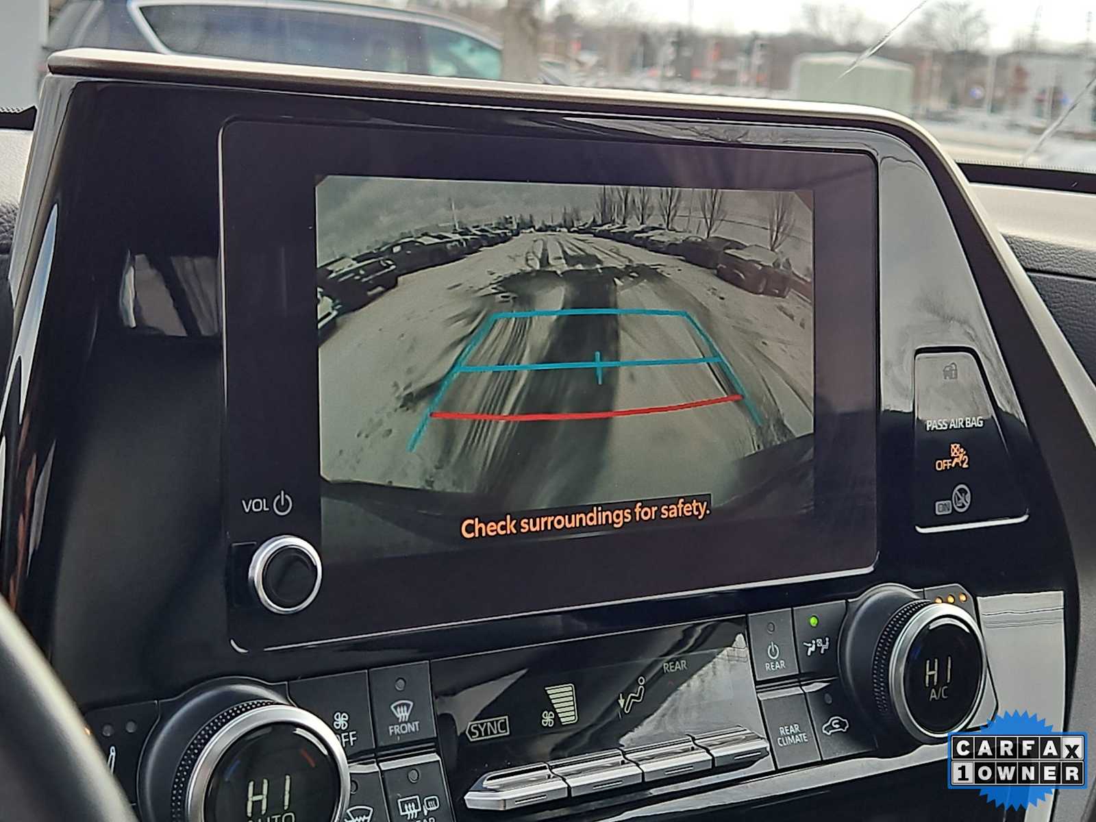 Thumbnail: 2023 Toyota Highlander - 36