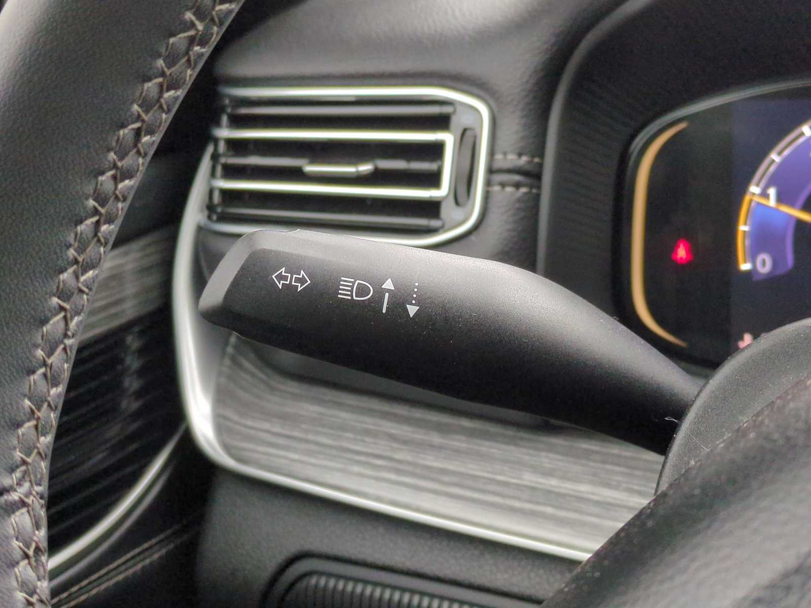 Thumbnail: 2024 Jeep Wagoneer - 26