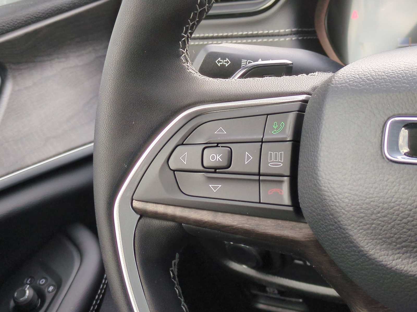 Thumbnail: 2026 Jeep Grand Cherokee - 23