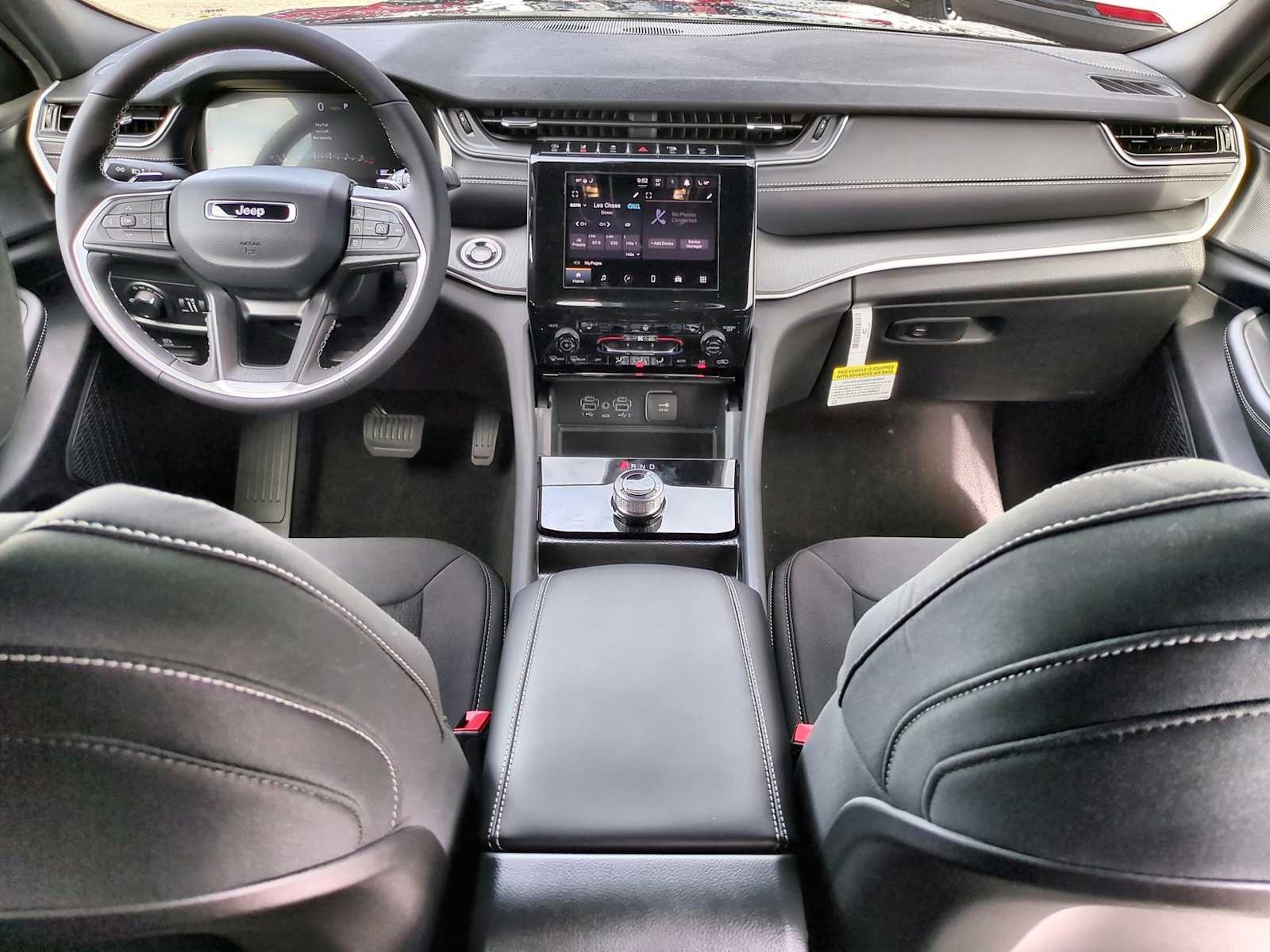 Thumbnail: 2025 Jeep Grand Cherokee - 15