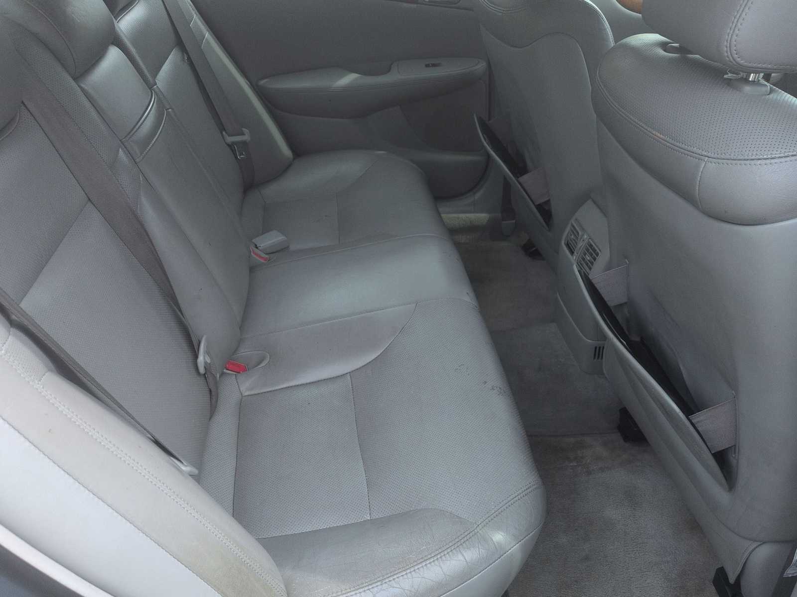 Thumbnail: 2005 Lexus ES - 21