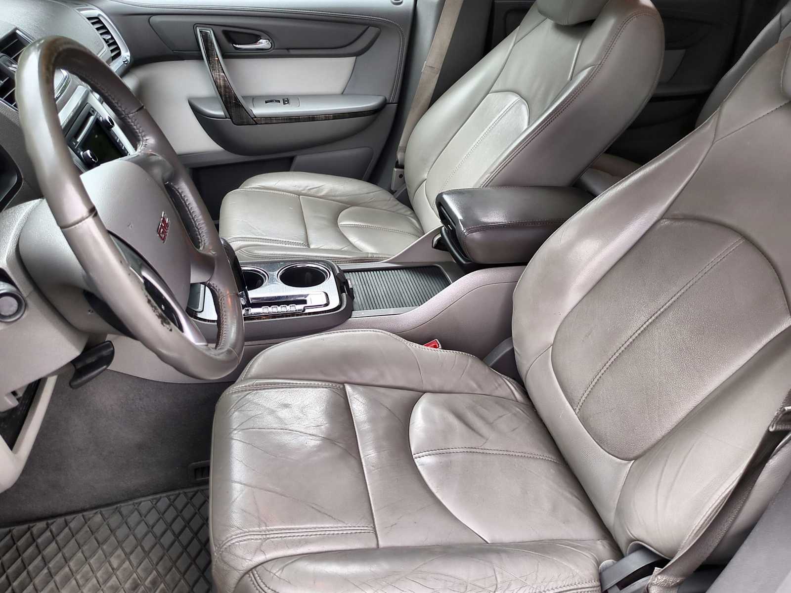 Thumbnail: 2014 GMC Acadia - 16