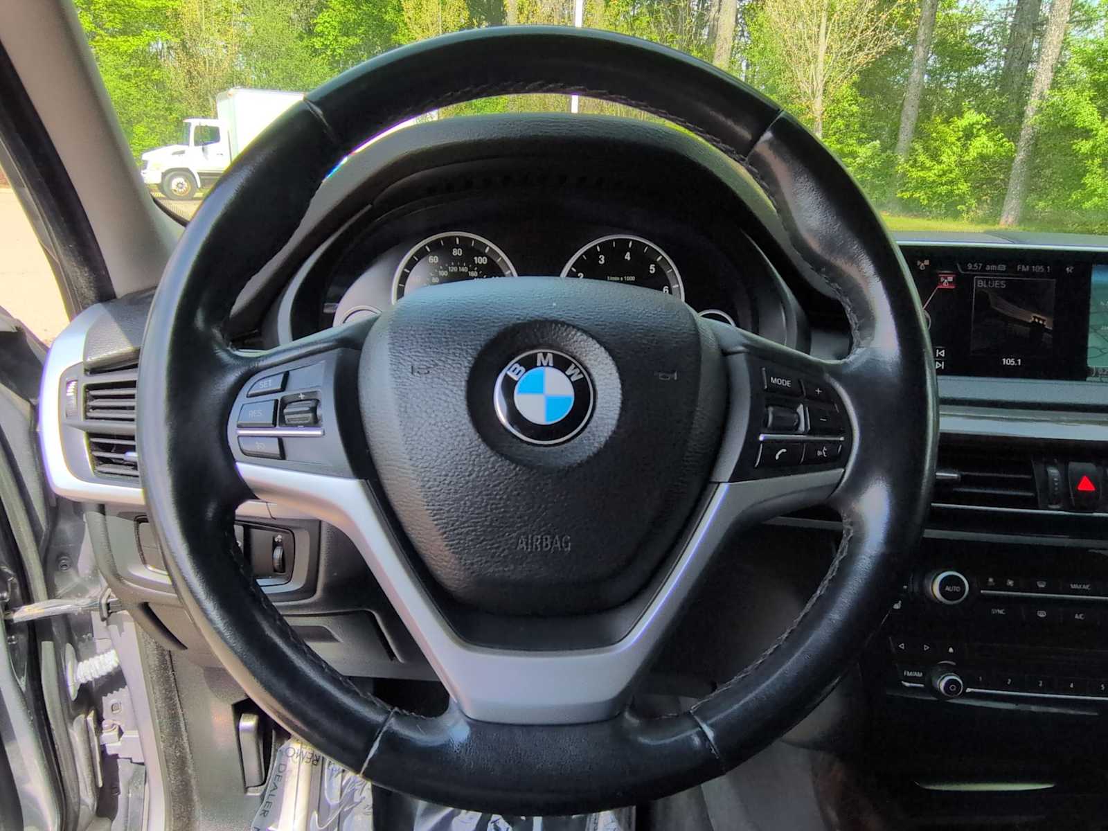 Thumbnail: 2015 BMW X5 - 25