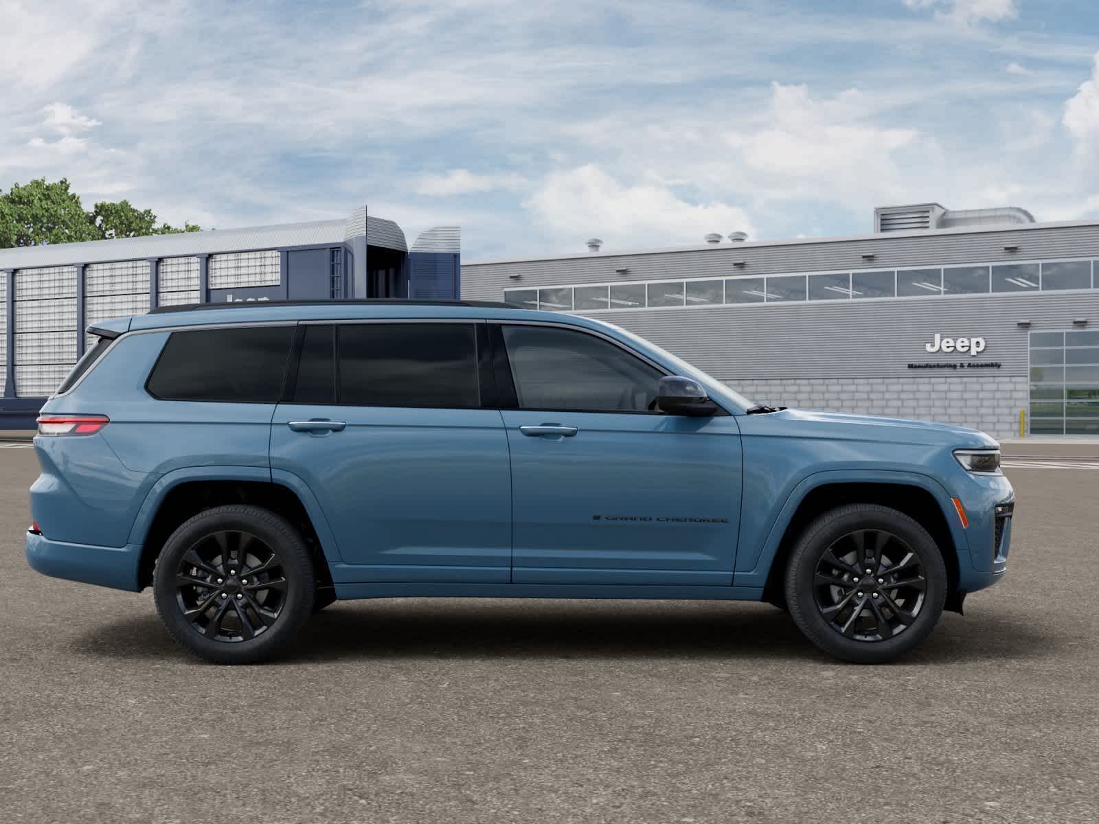 Thumbnail: 2026 Jeep Grand Cherokee L - 21