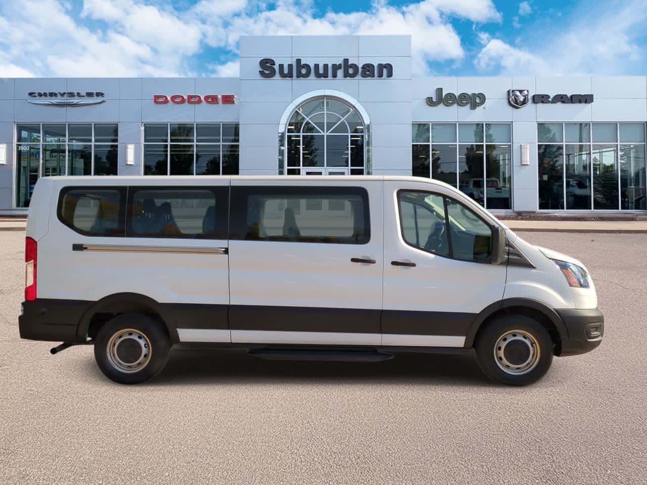 Thumbnail: 2020 Ford Econoline - 9