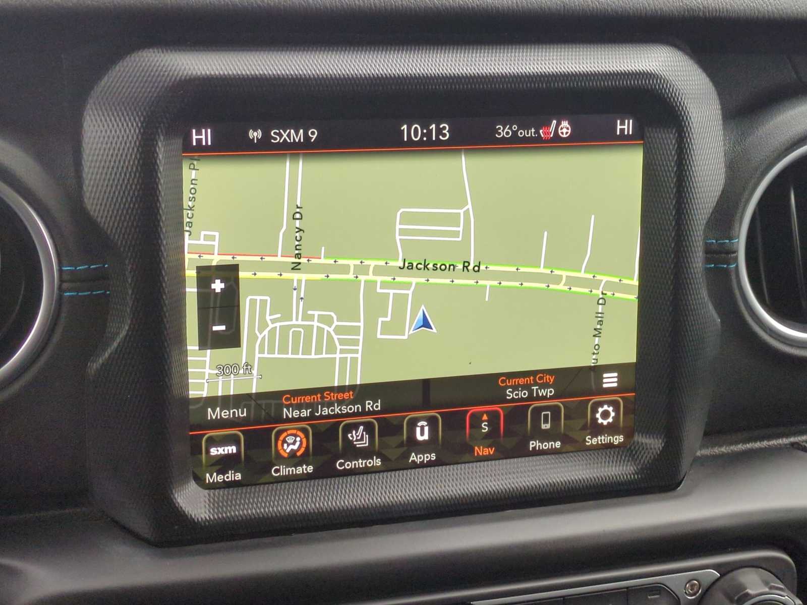 Thumbnail: 2022 Jeep Wrangler - 28