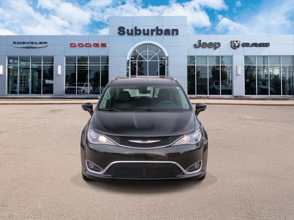 Used 2017 Chrysler Pacifica Touring-L Plus Van