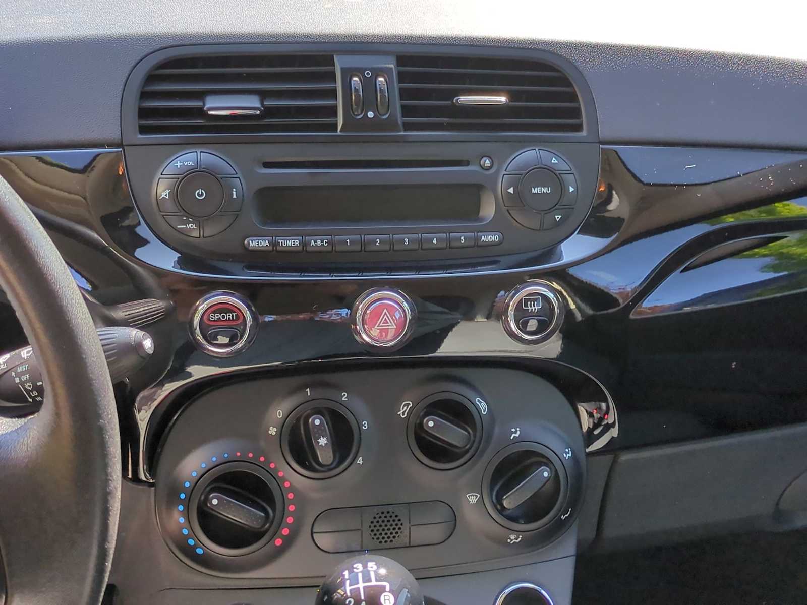 Thumbnail: 2015 Fiat 500 - 25
