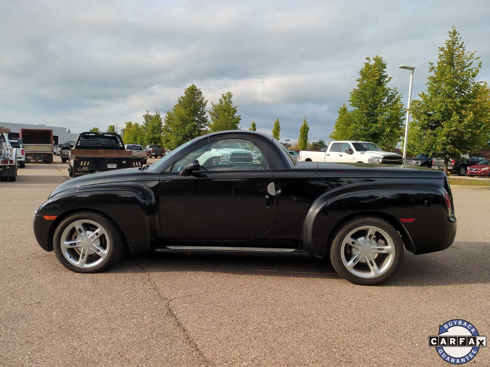 Thumbnail: 2005 Chevrolet SSR - 5