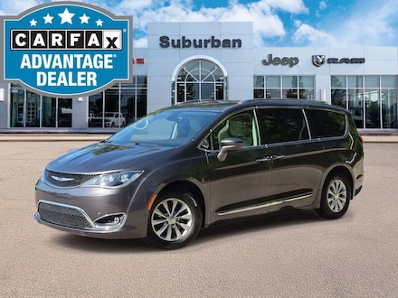 2018 Chrysler Pacifica Touring L Plus Van