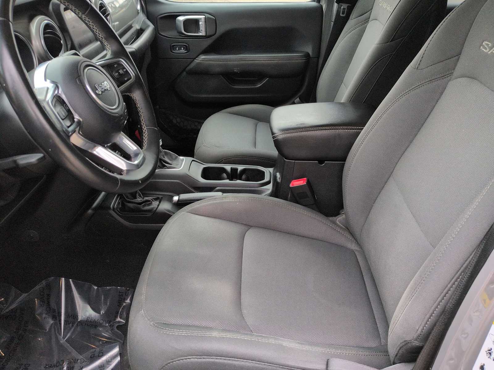 Thumbnail: 2018 Jeep Wrangler - 16