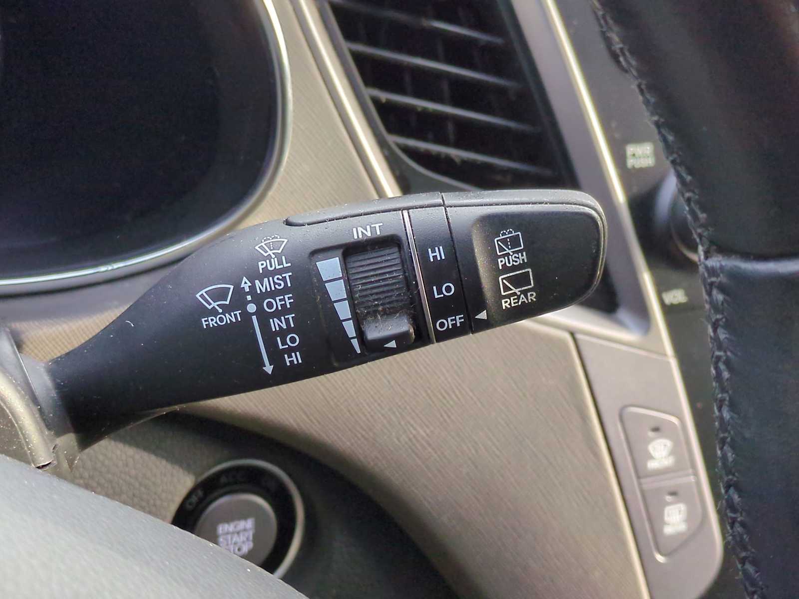 2013 Hyundai Santa Fe Sport 2.0T 26