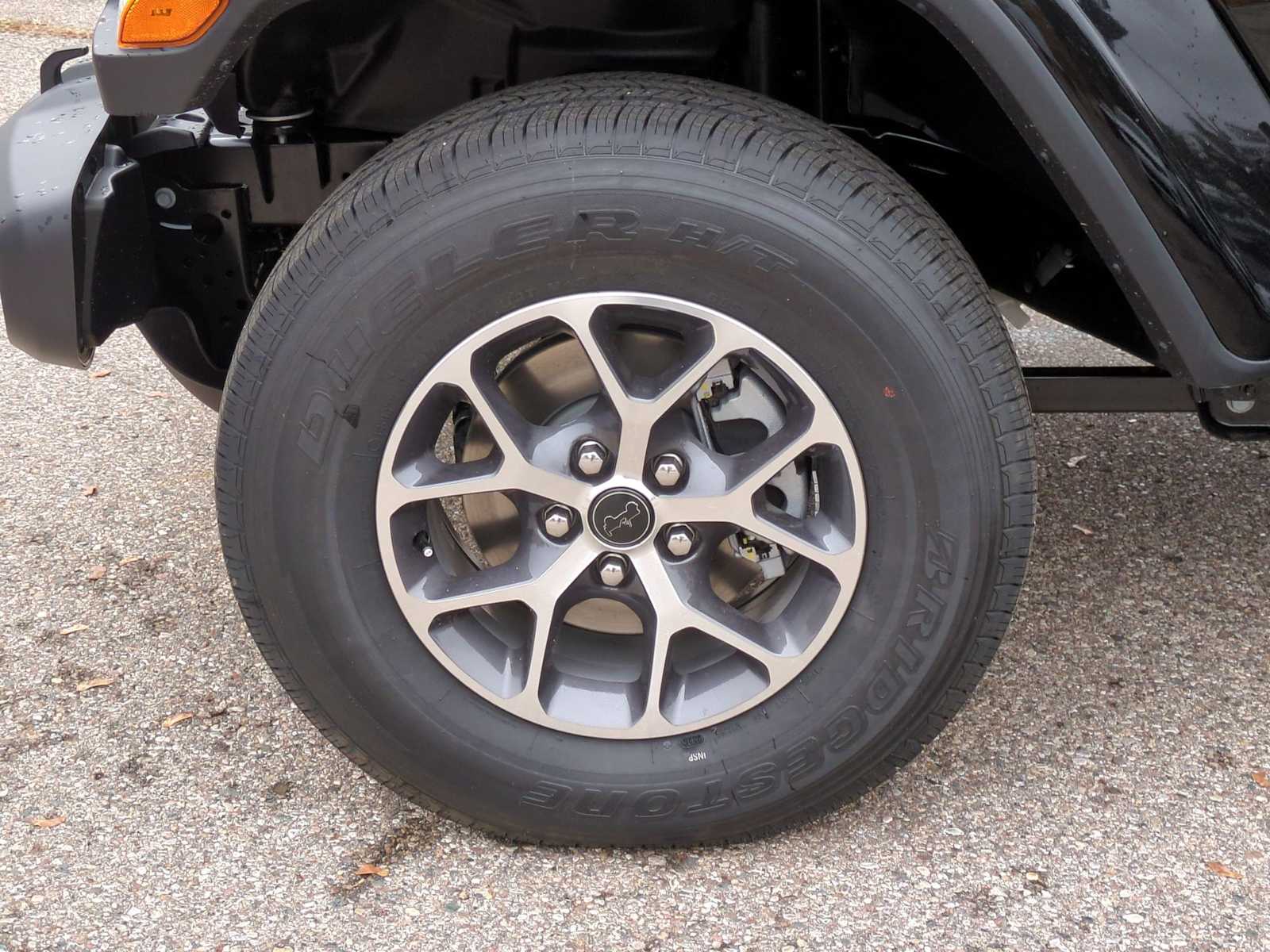 Thumbnail: 2025 Jeep Gladiator - 14