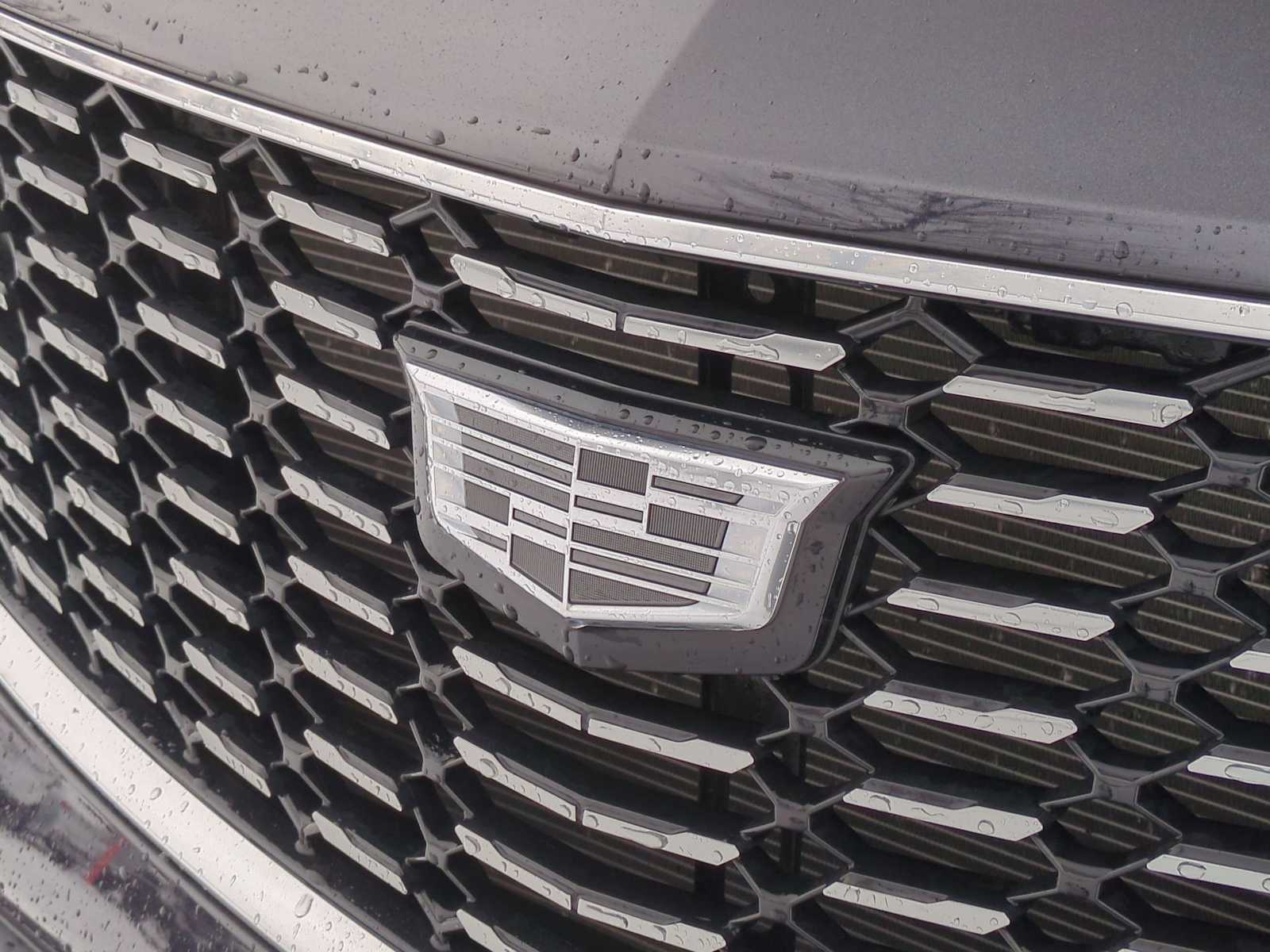 Thumbnail: 2022 Cadillac XT4 - 12