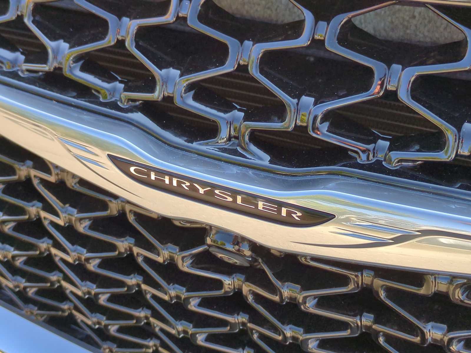 Thumbnail: 2026 Chrysler Pacifica - 11