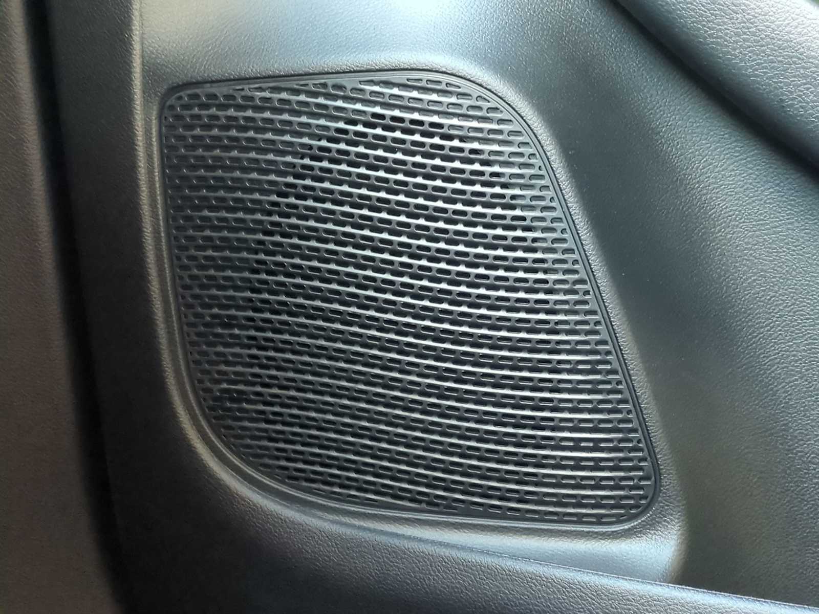 Thumbnail: 2026 Chrysler Pacifica - 29