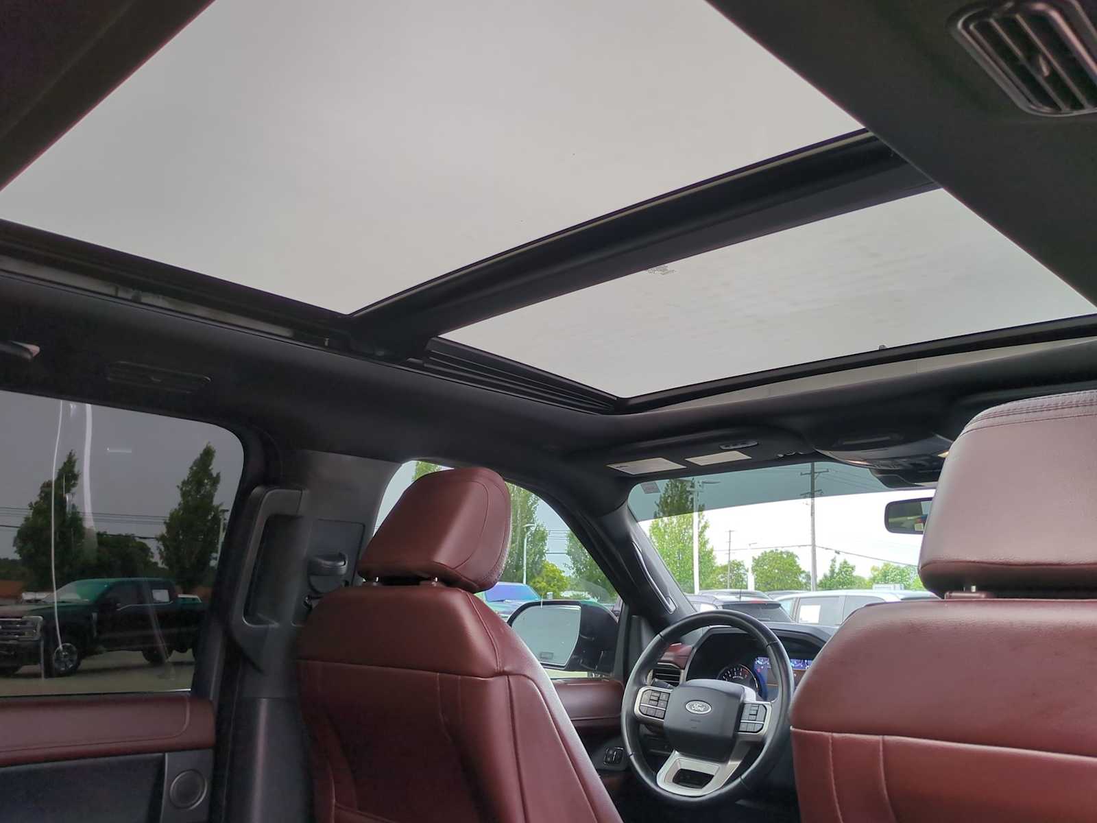 Thumbnail: 2022 Ford Expedition - 23