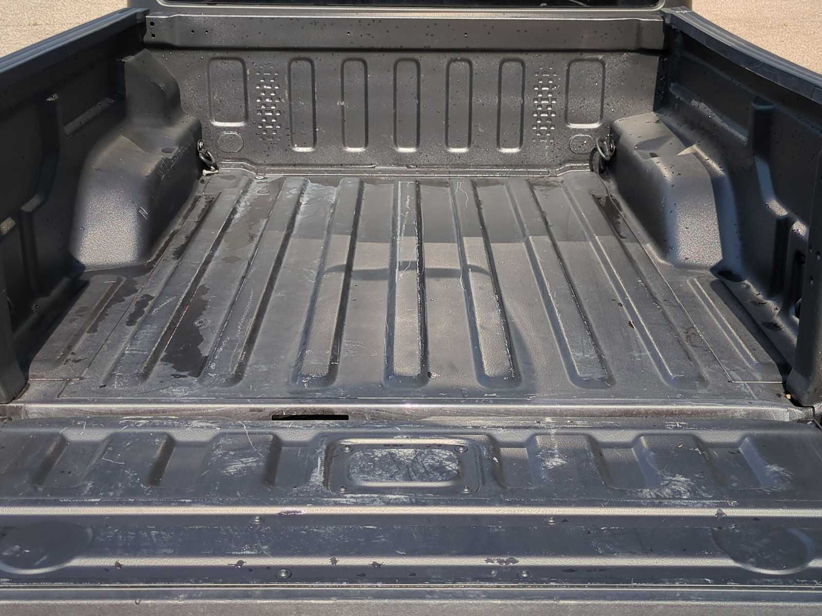 Thumbnail: 2023 Jeep Gladiator - 35