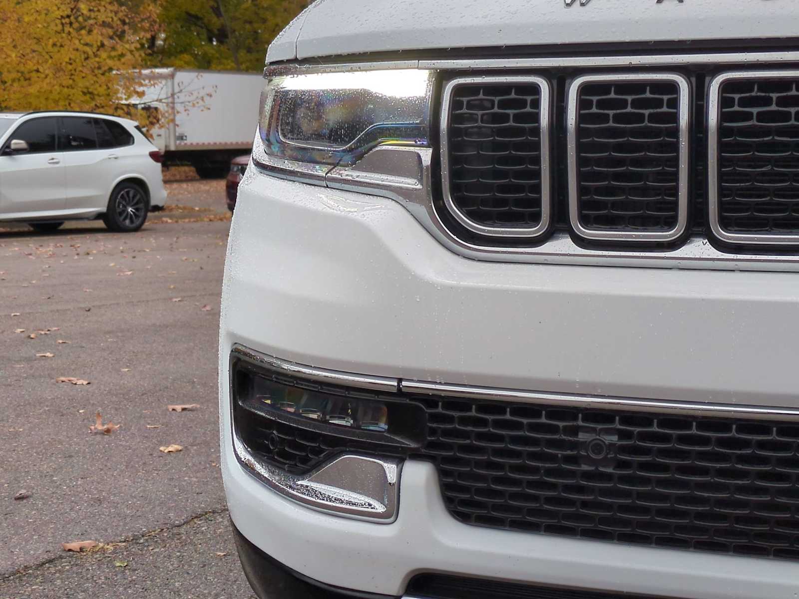 Thumbnail: 2024 Jeep Wagoneer - 11