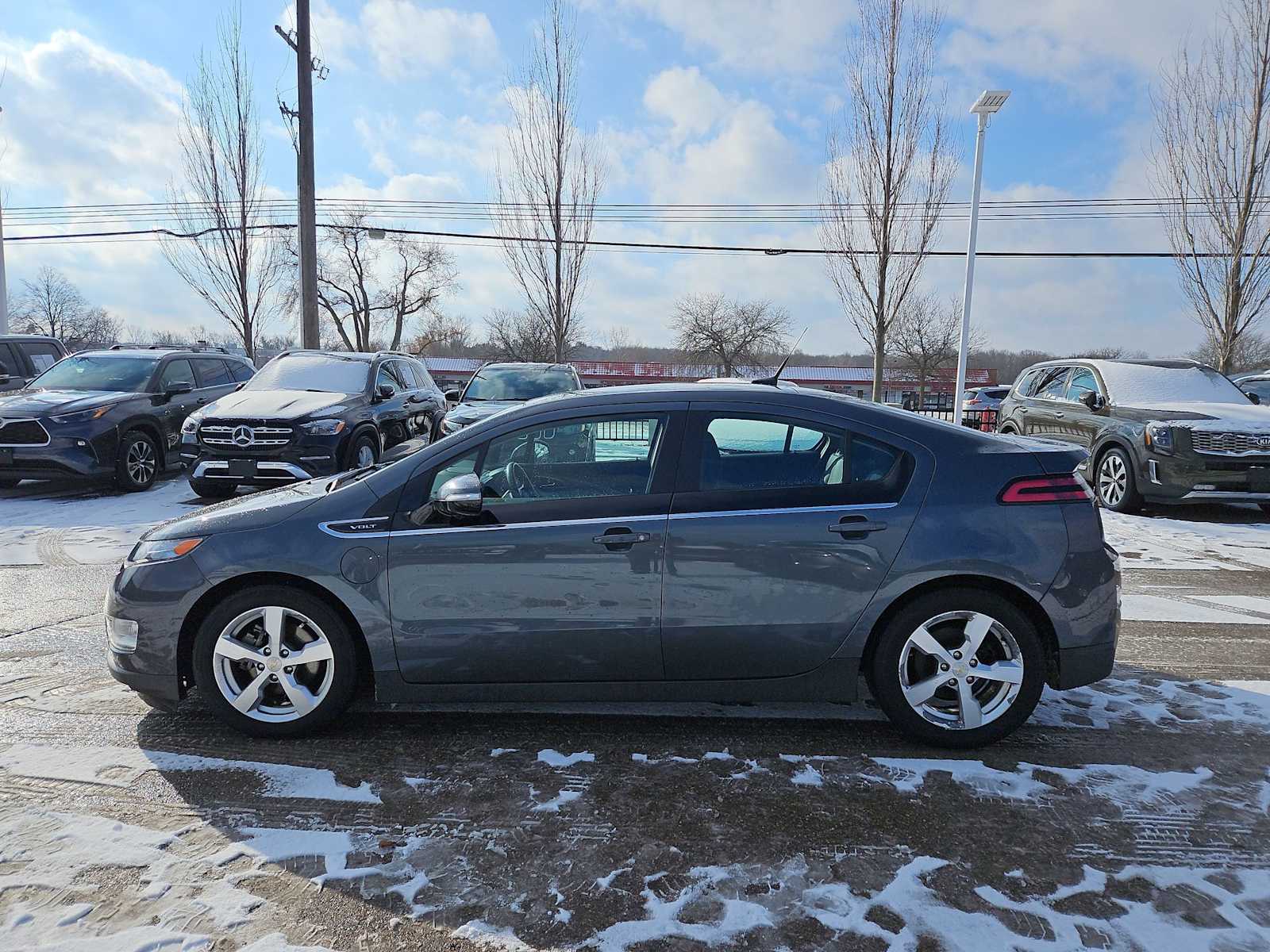 Thumbnail: 2011 Chevrolet Volt - 11