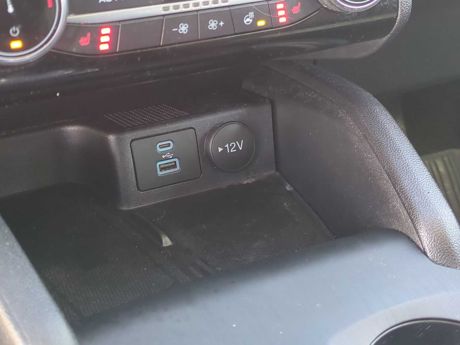 Thumbnail: 2022 Ford Escape - 41