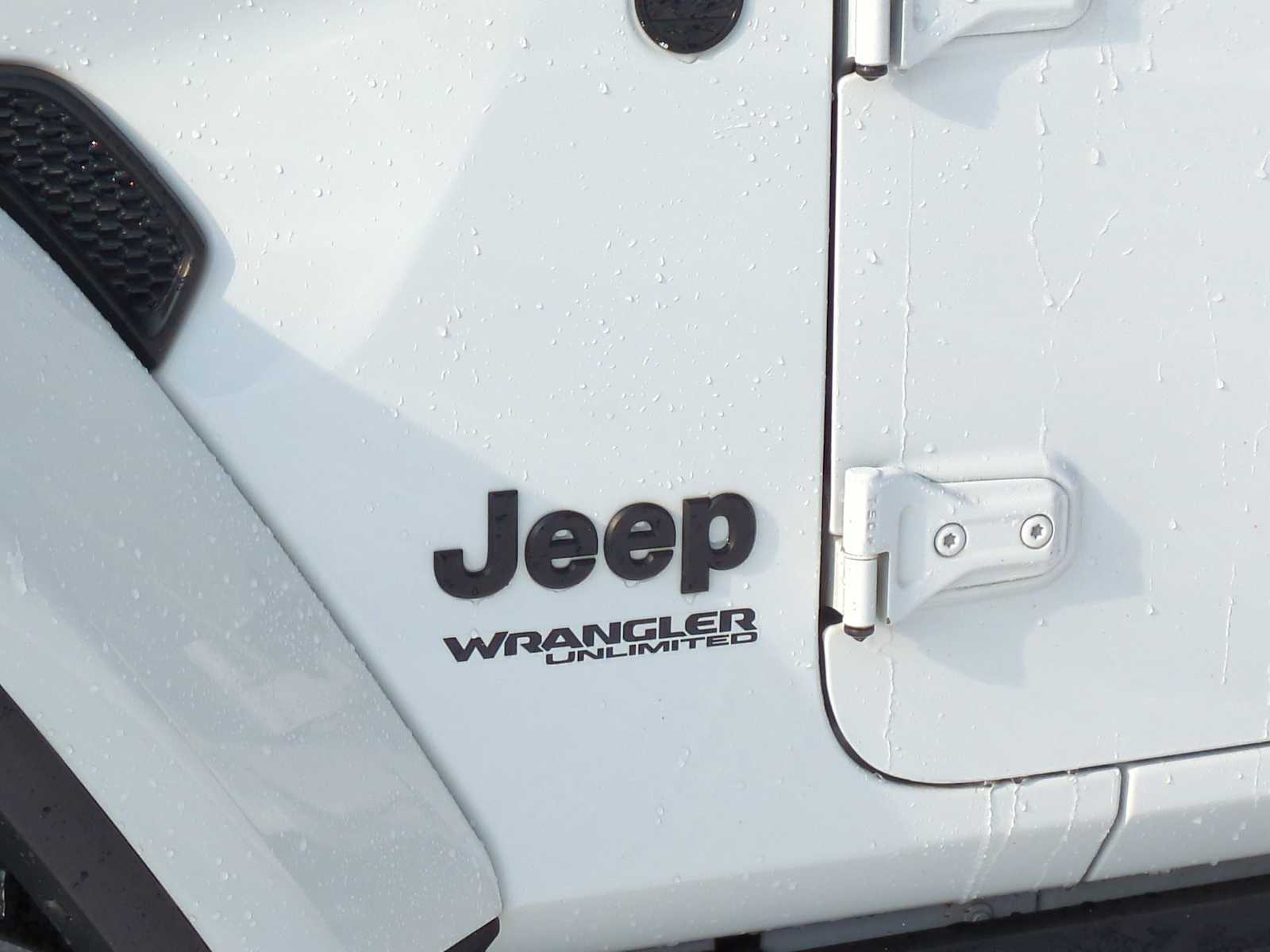 Thumbnail: 2021 Jeep Wrangler - 12