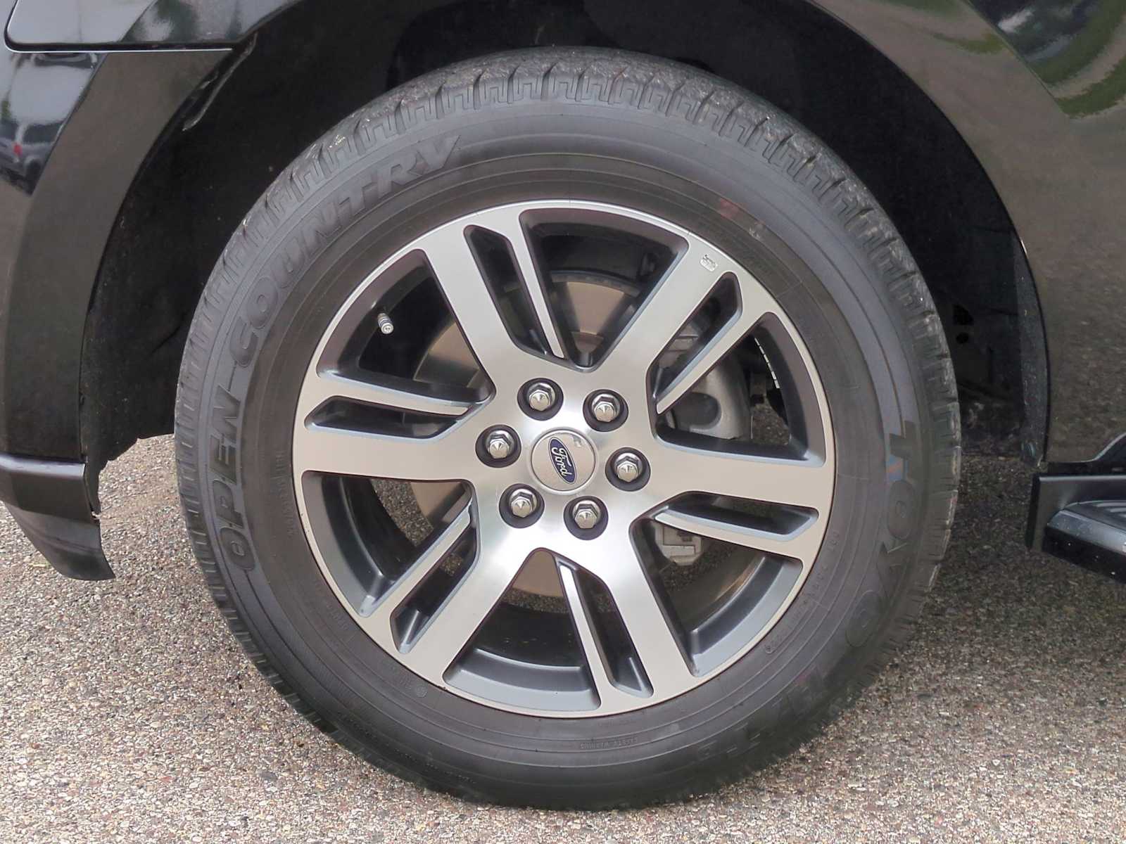 Thumbnail: 2022 Ford Expedition - 14