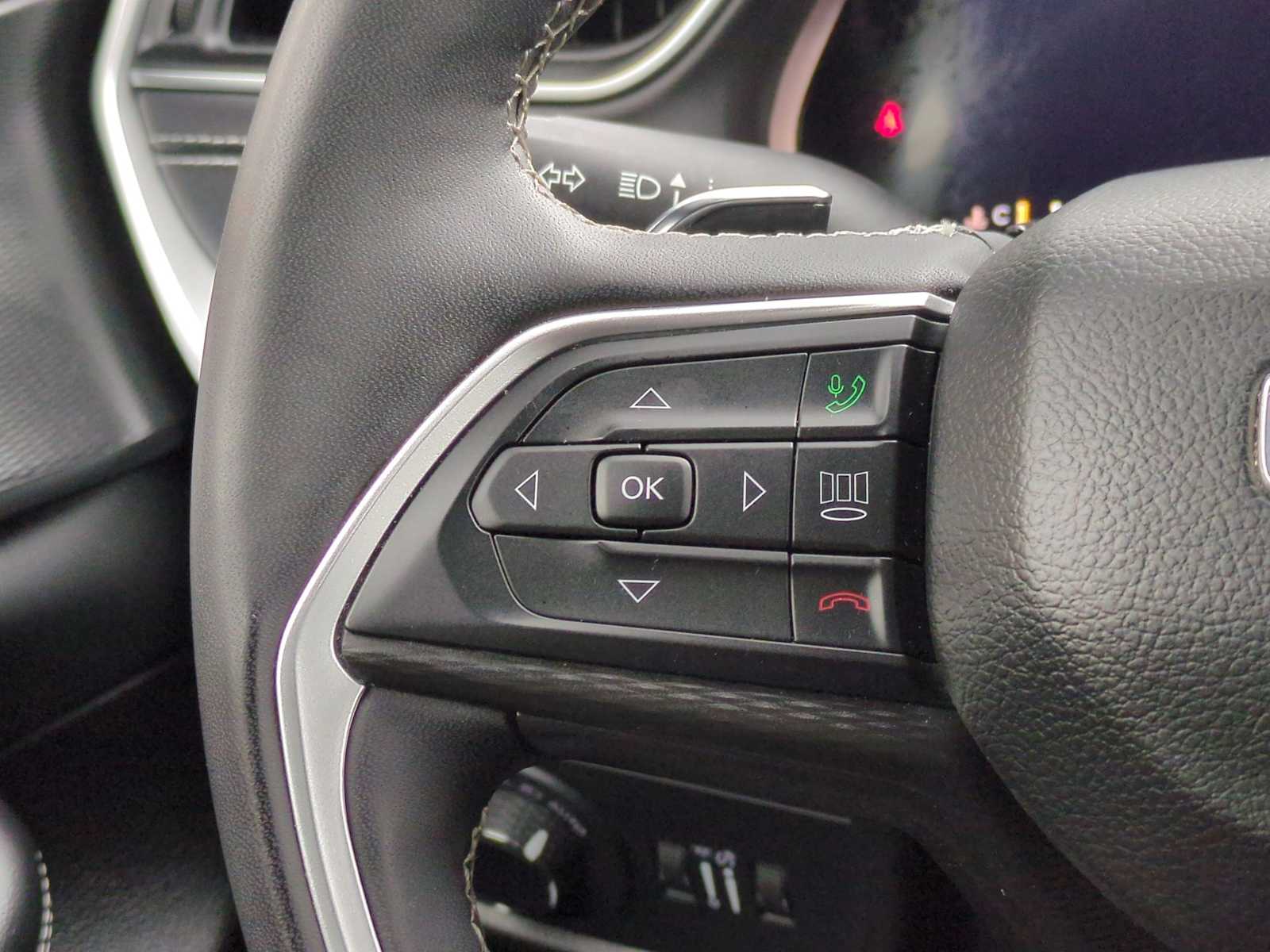 Thumbnail: 2024 Jeep Grand Cherokee - 23