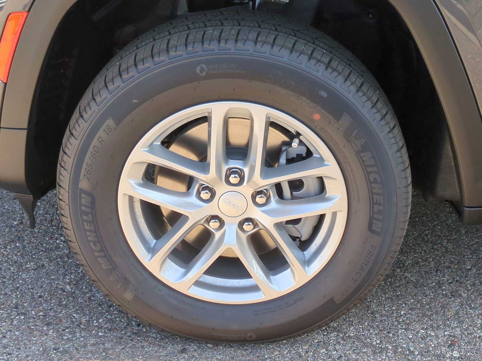 Thumbnail: 2025 Jeep Grand Cherokee L - 14