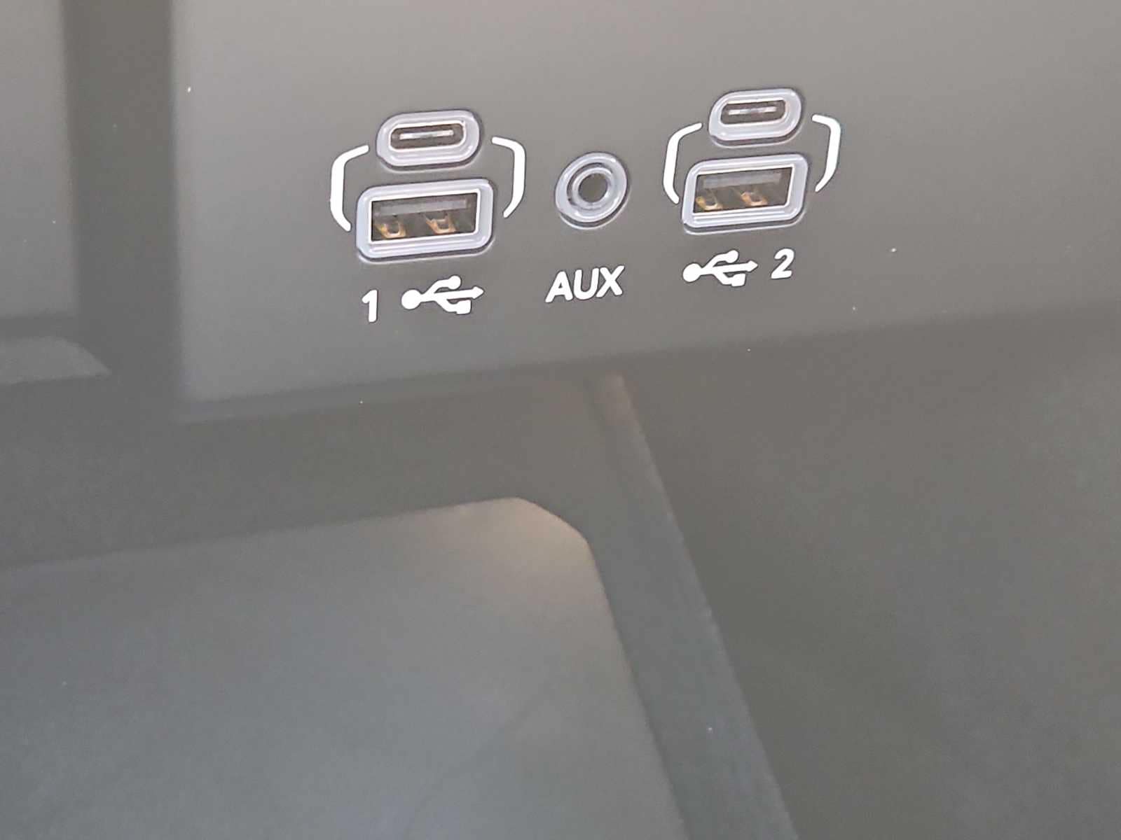 Thumbnail: 2025 Jeep Wagoneer - 36