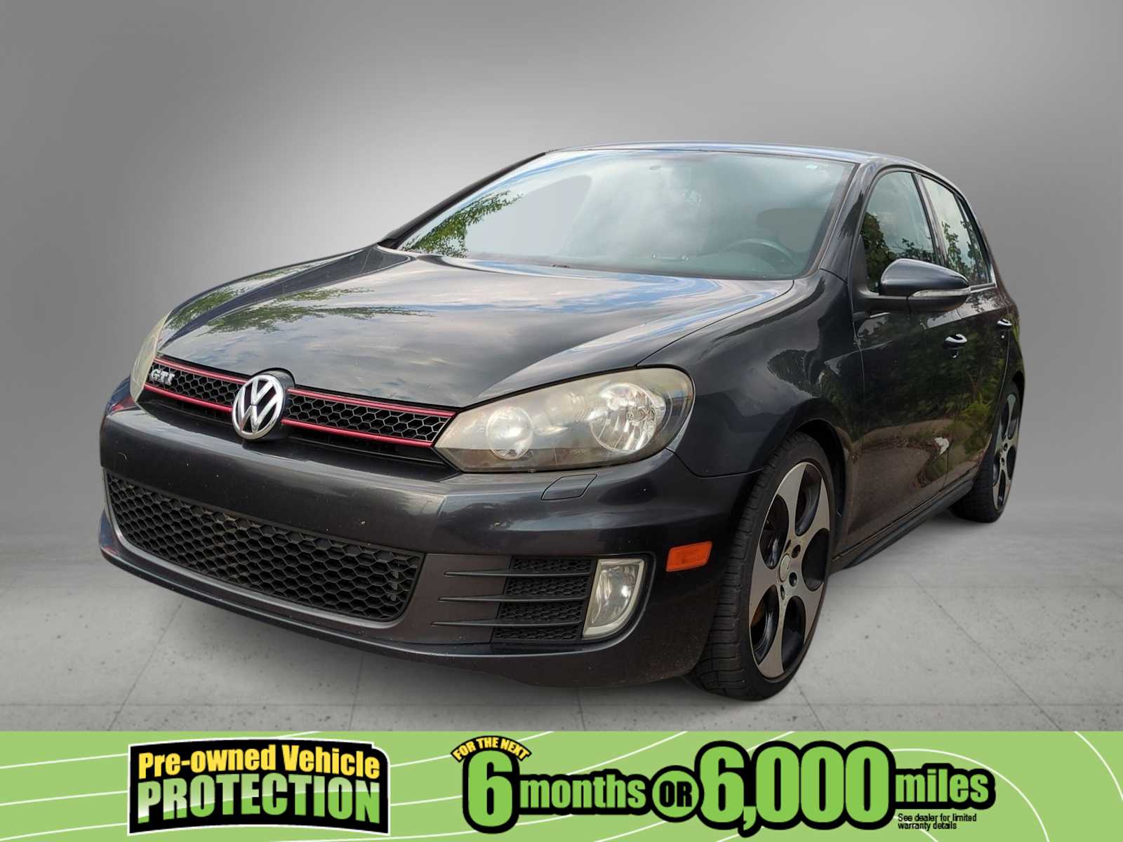 Thumbnail: 2011 Volkswagen Golf - 1