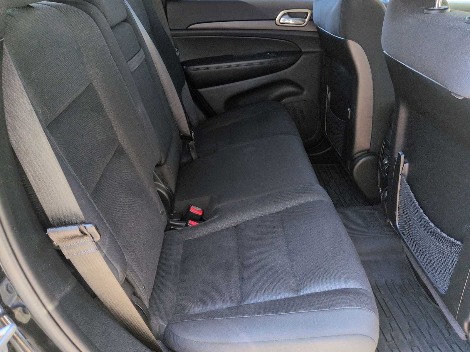 Thumbnail: 2016 Jeep Grand Cherokee - 21