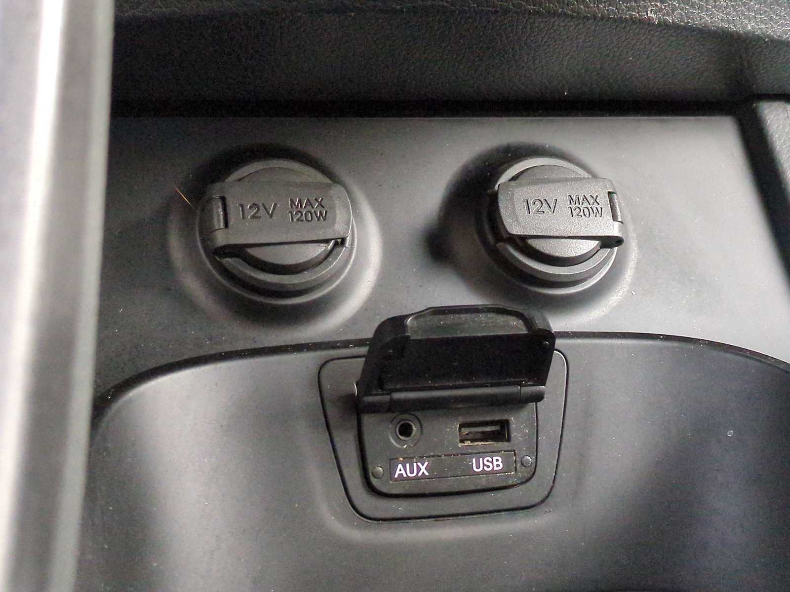2013 Hyundai Santa Fe Sport 2.0T 31
