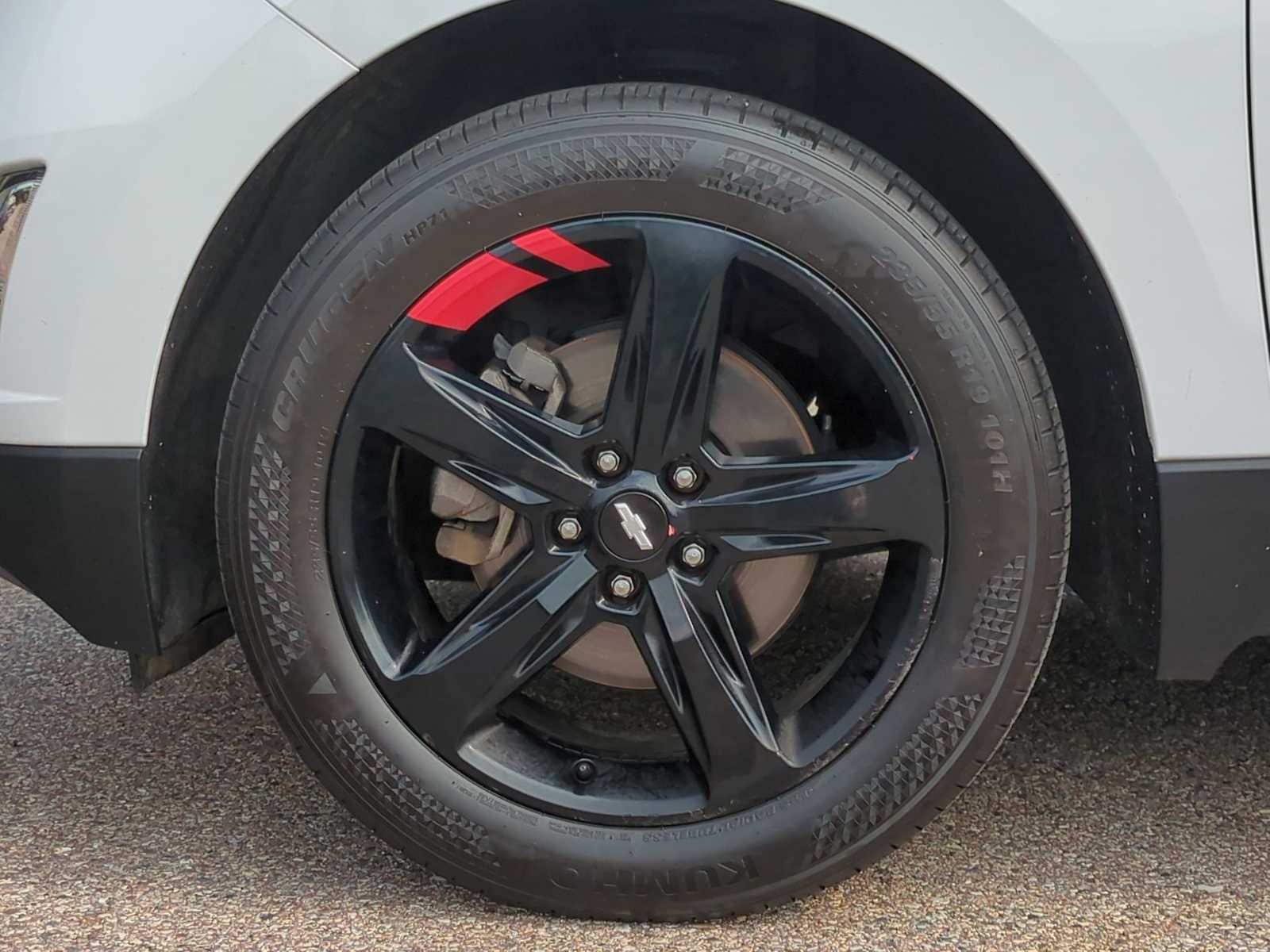 Thumbnail: 2019 Chevrolet Equinox - 14