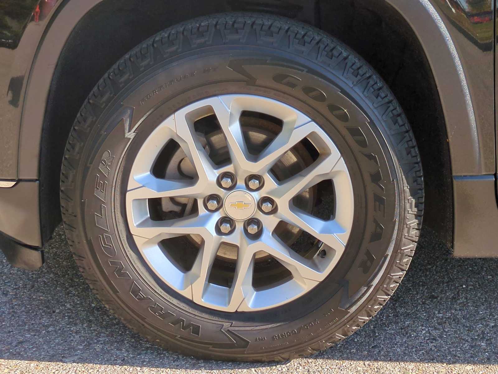 Thumbnail: 2018 Chevrolet Traverse - 14