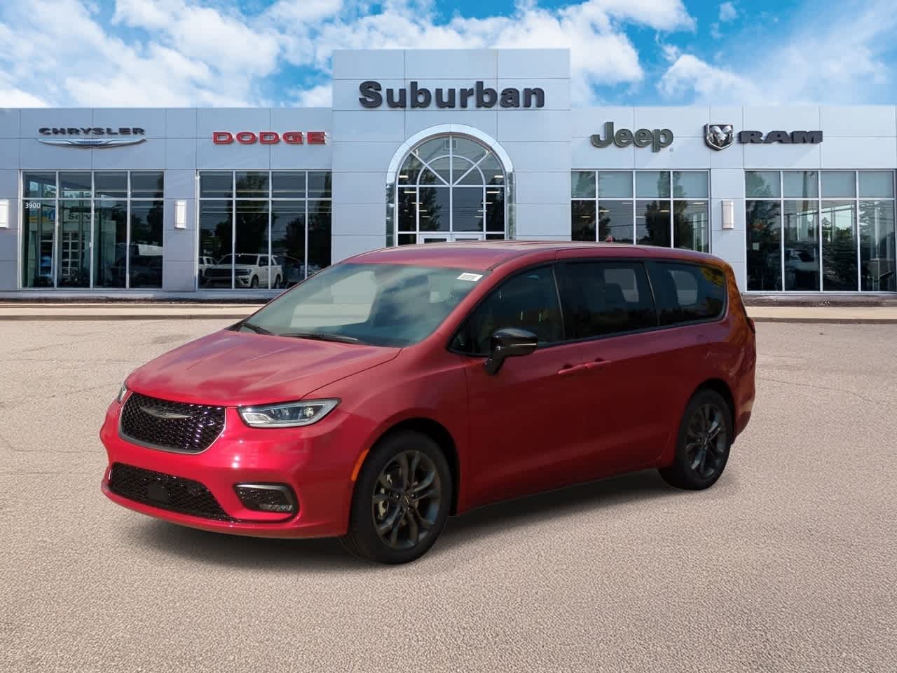 Thumbnail: 2026 Chrysler Pacifica - 4