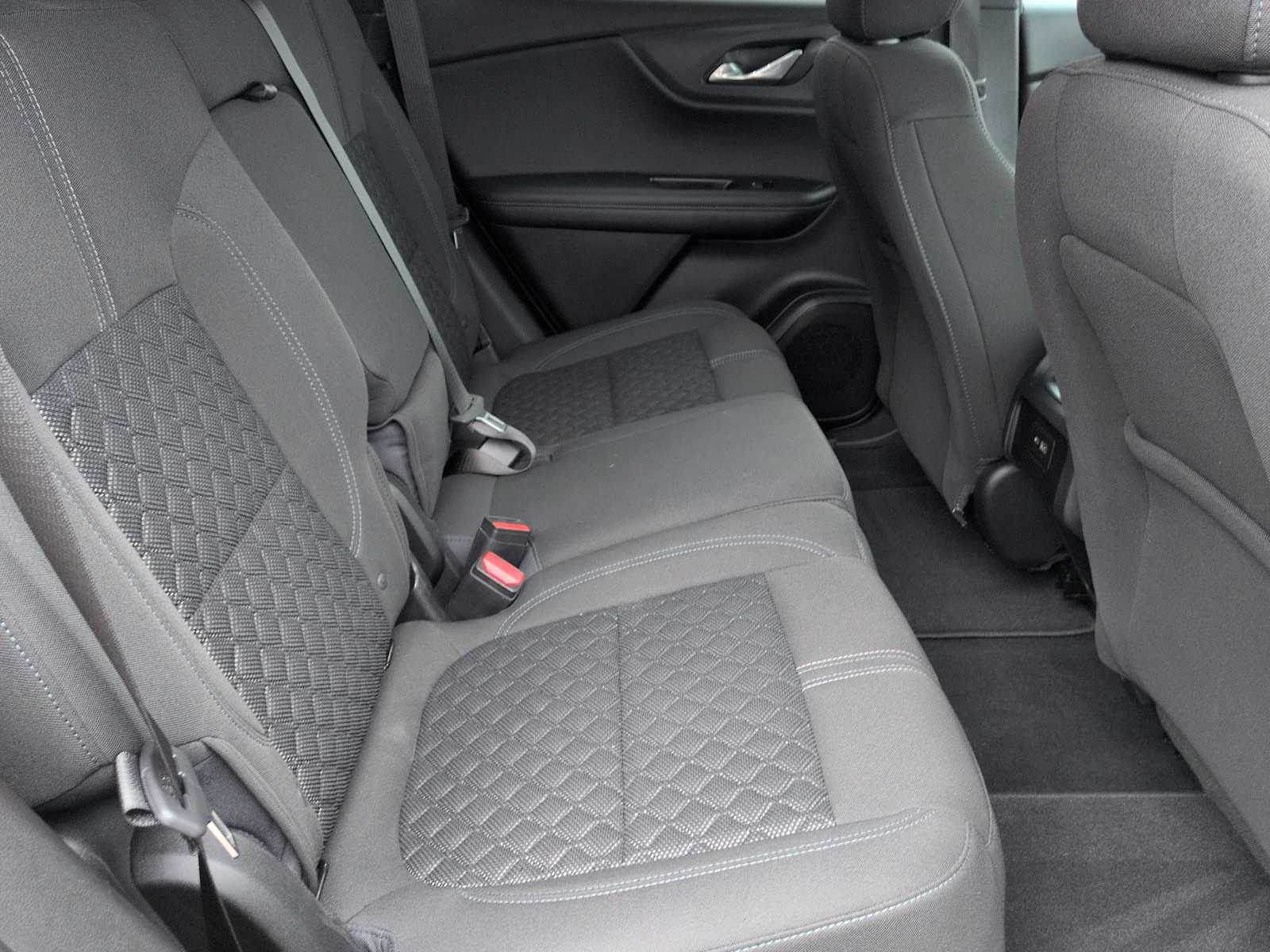 Thumbnail: 2021 Chevrolet Blazer - 21