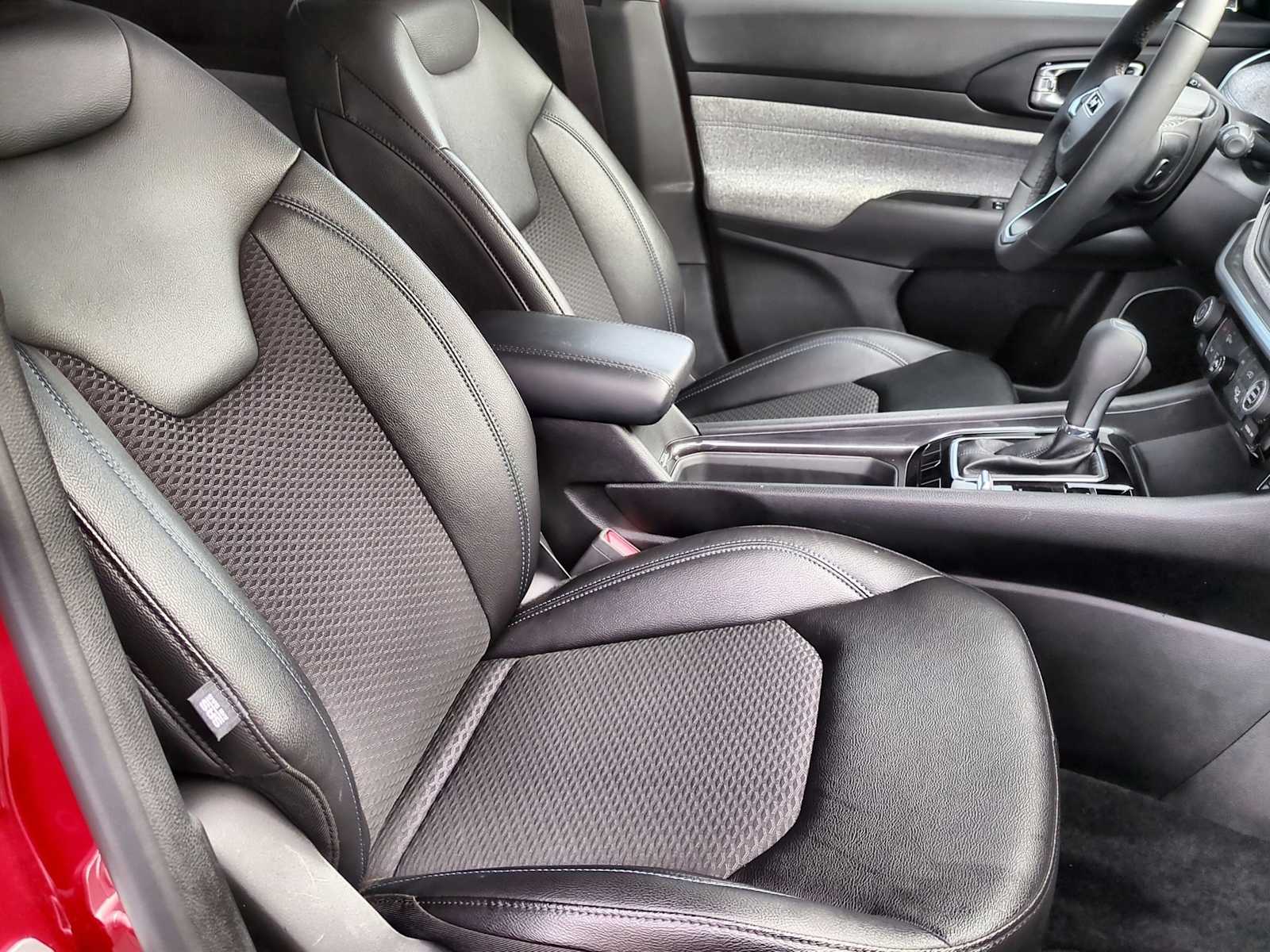 Thumbnail: 2025 Jeep Compass - 21