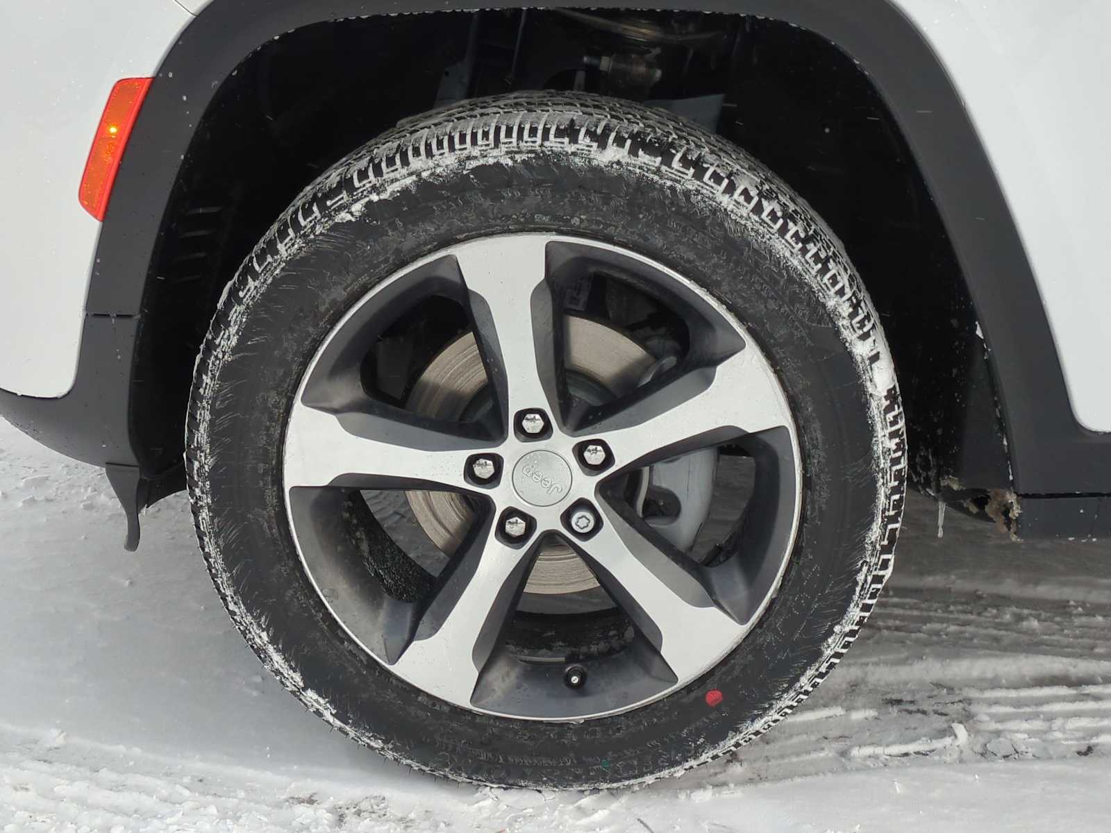 Thumbnail: 2026 Jeep Grand Cherokee - 14