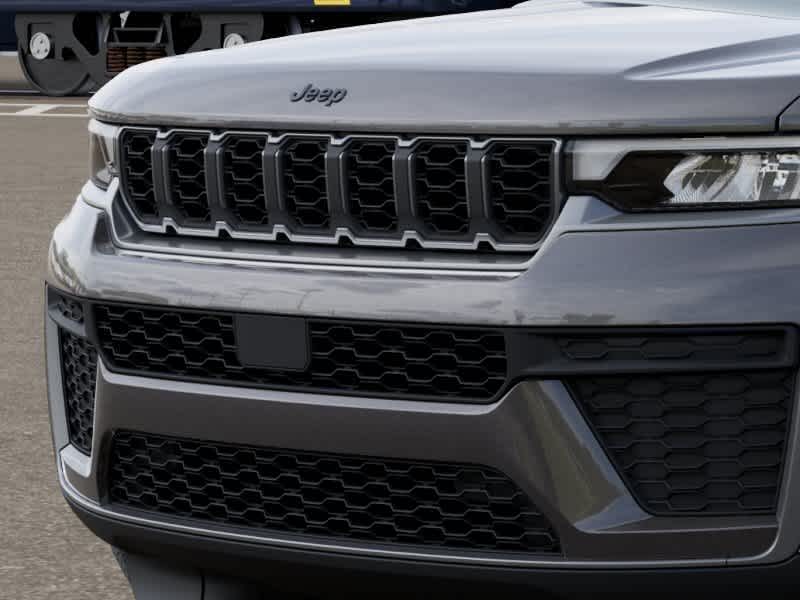 Thumbnail: 2026 Jeep Grand Cherokee L - 11