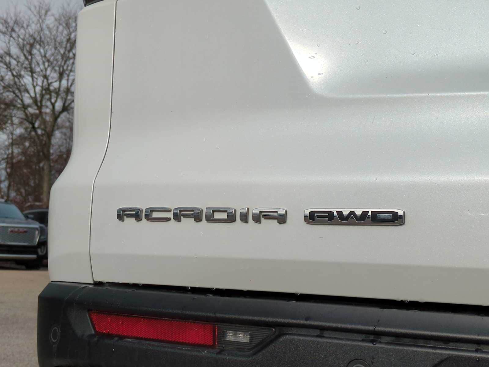 Thumbnail: 2024 GMC Acadia - 13